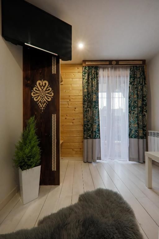 Проживание в семье GÓRALSKA VILLA APARTAMENTY Z JACUZZI & HOME SPA & Zakopane Поронин