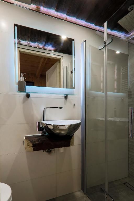 Проживание в семье GÓRALSKA VILLA APARTAMENTY Z JACUZZI & HOME SPA & Zakopane Поронин-62
