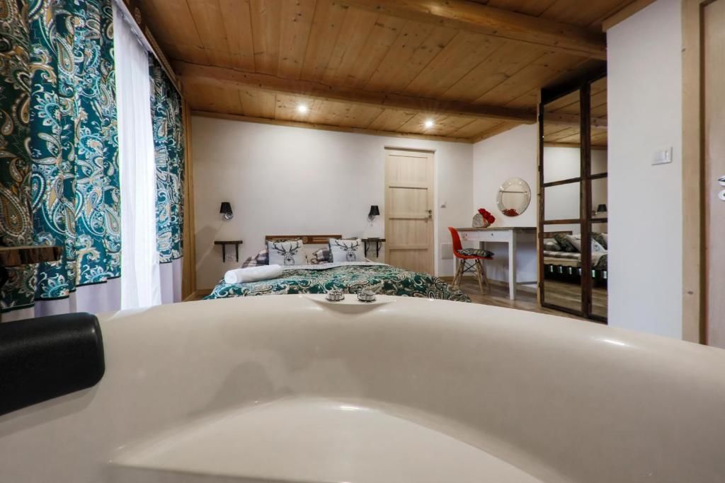 Проживание в семье GÓRALSKA VILLA APARTAMENTY Z JACUZZI & HOME SPA & Zakopane Поронин-76